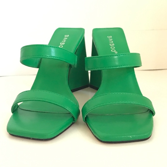 BAMBOO Premiere Slip On Triangle Heeled Mule Sandal Shoe Green Women’s Size 6.5 - Picture 6 of 16